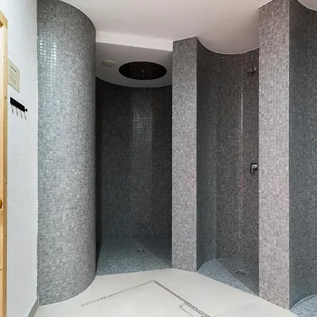Przytulny Stone Hill Basen Centrum Appartement