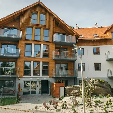 Przytulny Stone Hill Basen Centrum * شكلارسكا بوريبا