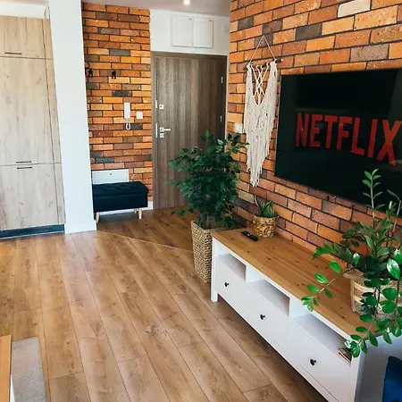 Przytulny Stone Hill Basen Centrum * شكلارسكا بوريبا